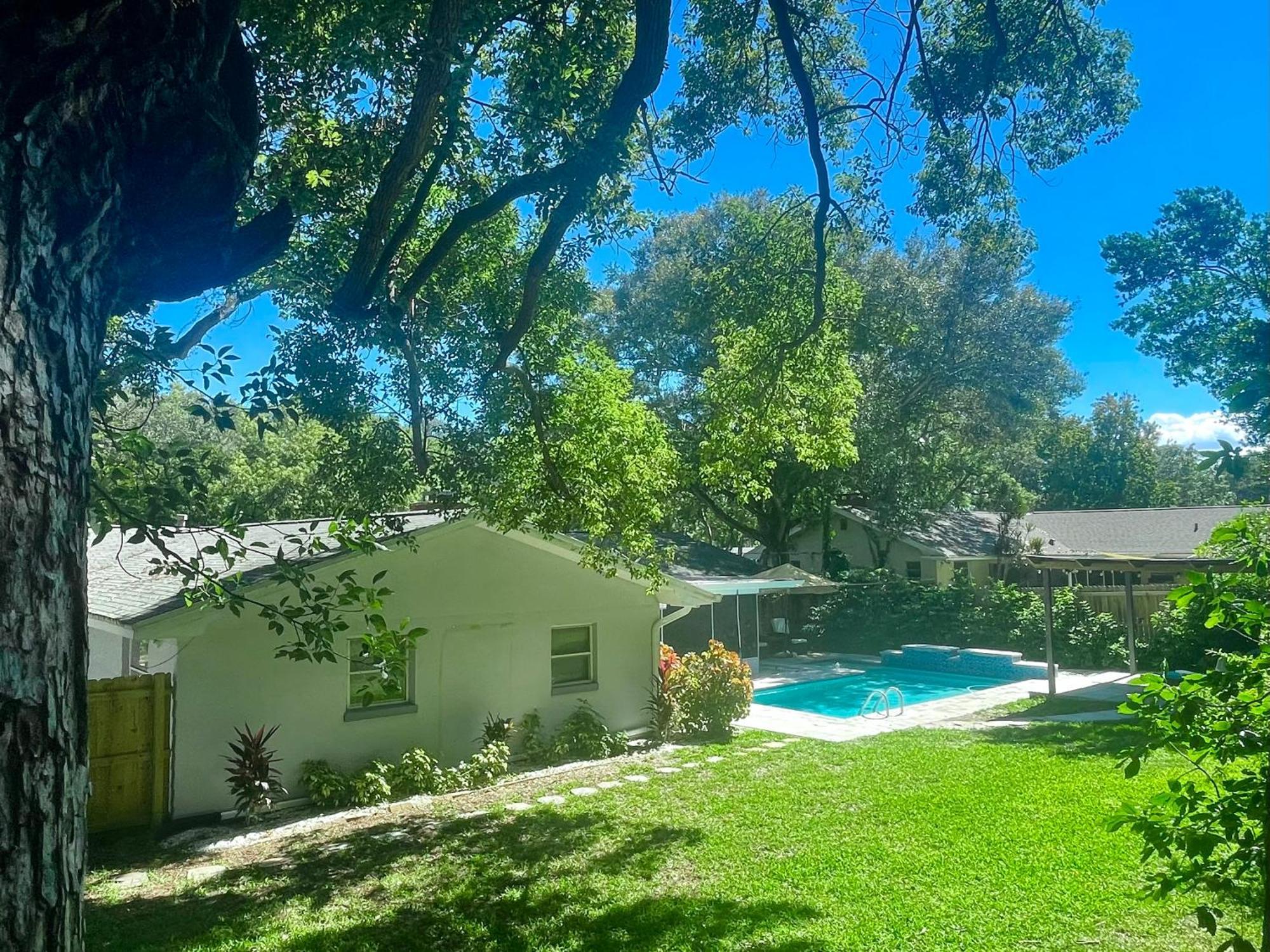 4 Bedroom Clearwater Vacation Home With Amazing Backyard Ngoại thất bức ảnh
